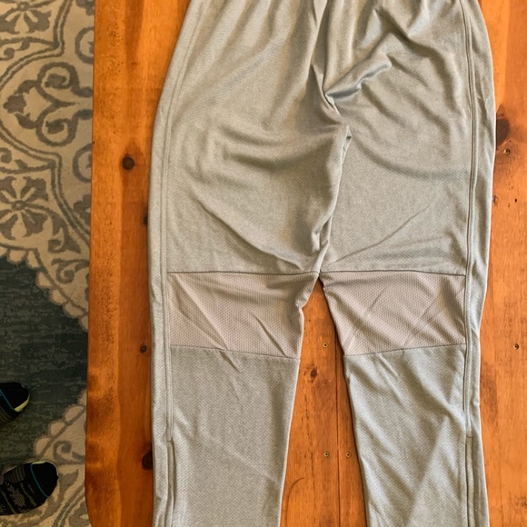 Nike dri-fit sweatpants - Picture 8 of 8